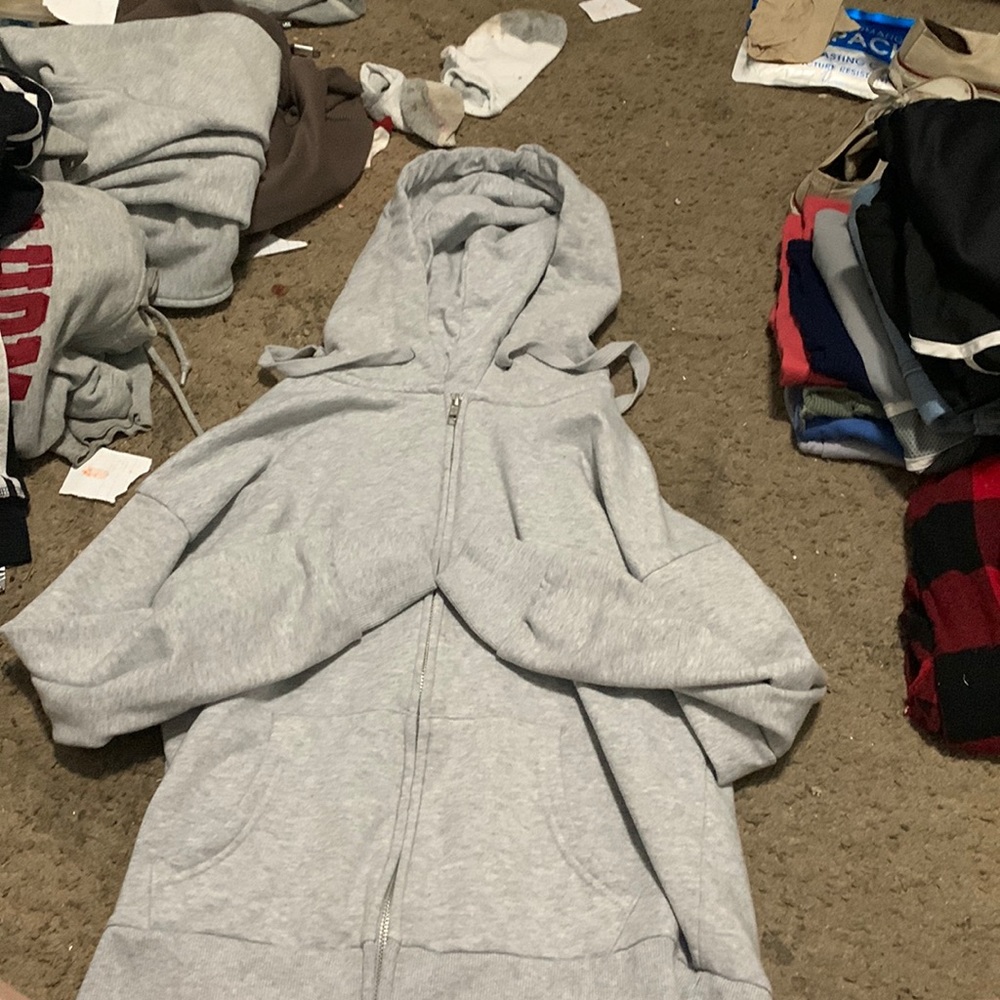 grey zip up jacket hooded